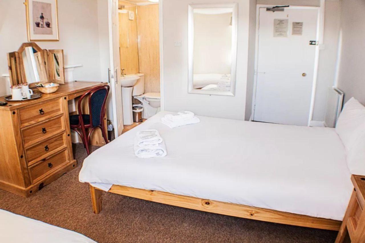 Hotel The Queensbury 2*